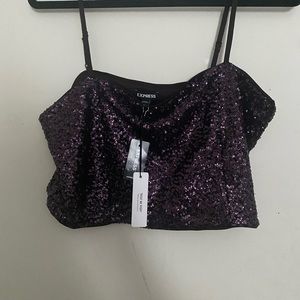 Women’s crop top size large